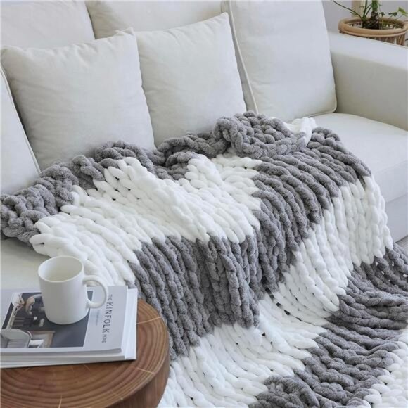 Chenille Chunky Knit Blanket Throw （40×50 Inch）, Handmade Warm & Cozy Blanket - Picture 2 of 7